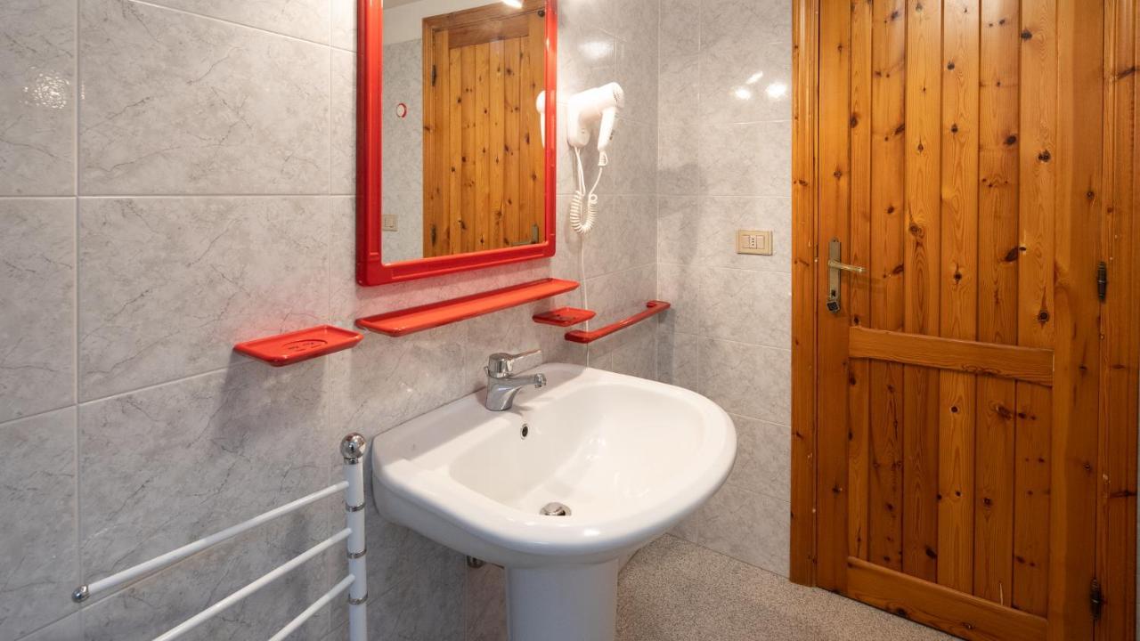 Welcomely - A due passi dal Mare Appartamento Budoni Esterno foto